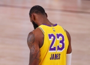 开云APP-灰熊客场战胜湖人，约翰-莫兰表现抢眼获得赞誉