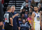 开云体育中国-勇士主帅斯蒂夫-科尔当选年度最佳教练的简单介绍