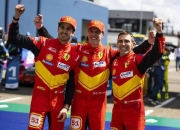 开云体育在线-索伯车队鏖战法拉利，拉塞尔带队取胜