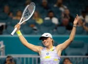 开云体育官方网站-ATP总决赛轻取温网，蒂姆状态火热的简单介绍