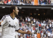 开云体育下载-新星闪耀难敌团队洪流，小贾伦爆发惜败，76人一波流终结猛龙