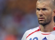 开云体育平台APP-全速过弯，街灯与引擎声见证的自我救赎