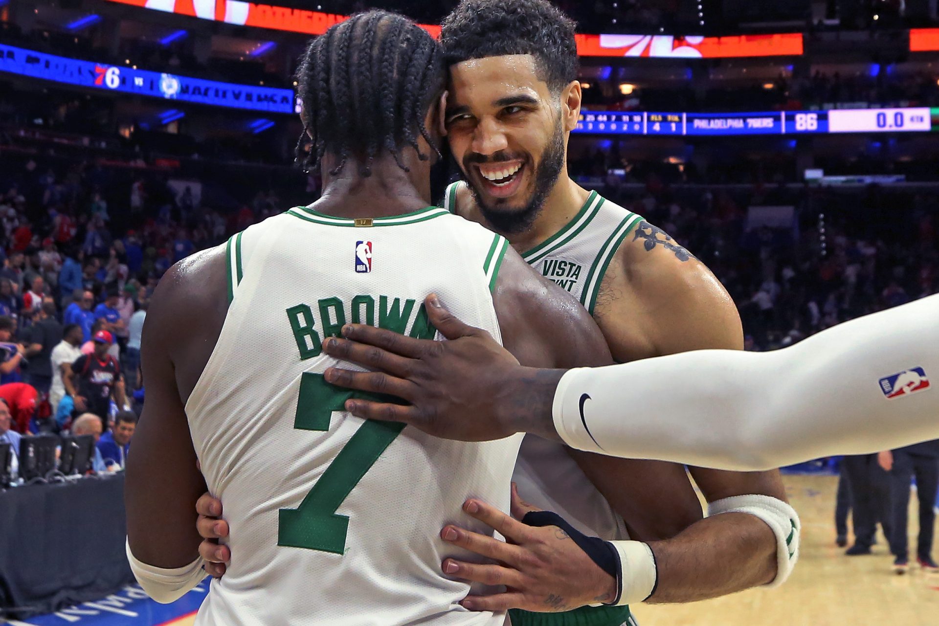 NBA球员之间的友谊曝光，互相支持互相鼓励的简单介绍