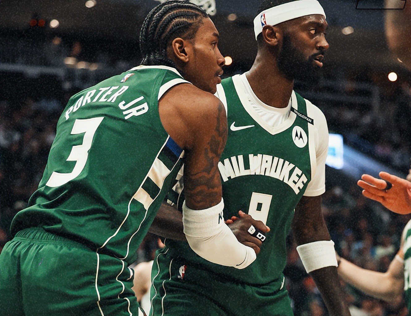 雄鹿大胜黄蜂，保持东部不败之地