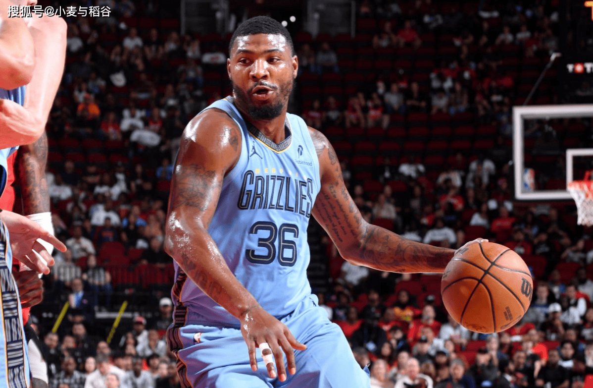 凯尔特人队击败灰熊，继续领跑东部赛区的简单介绍