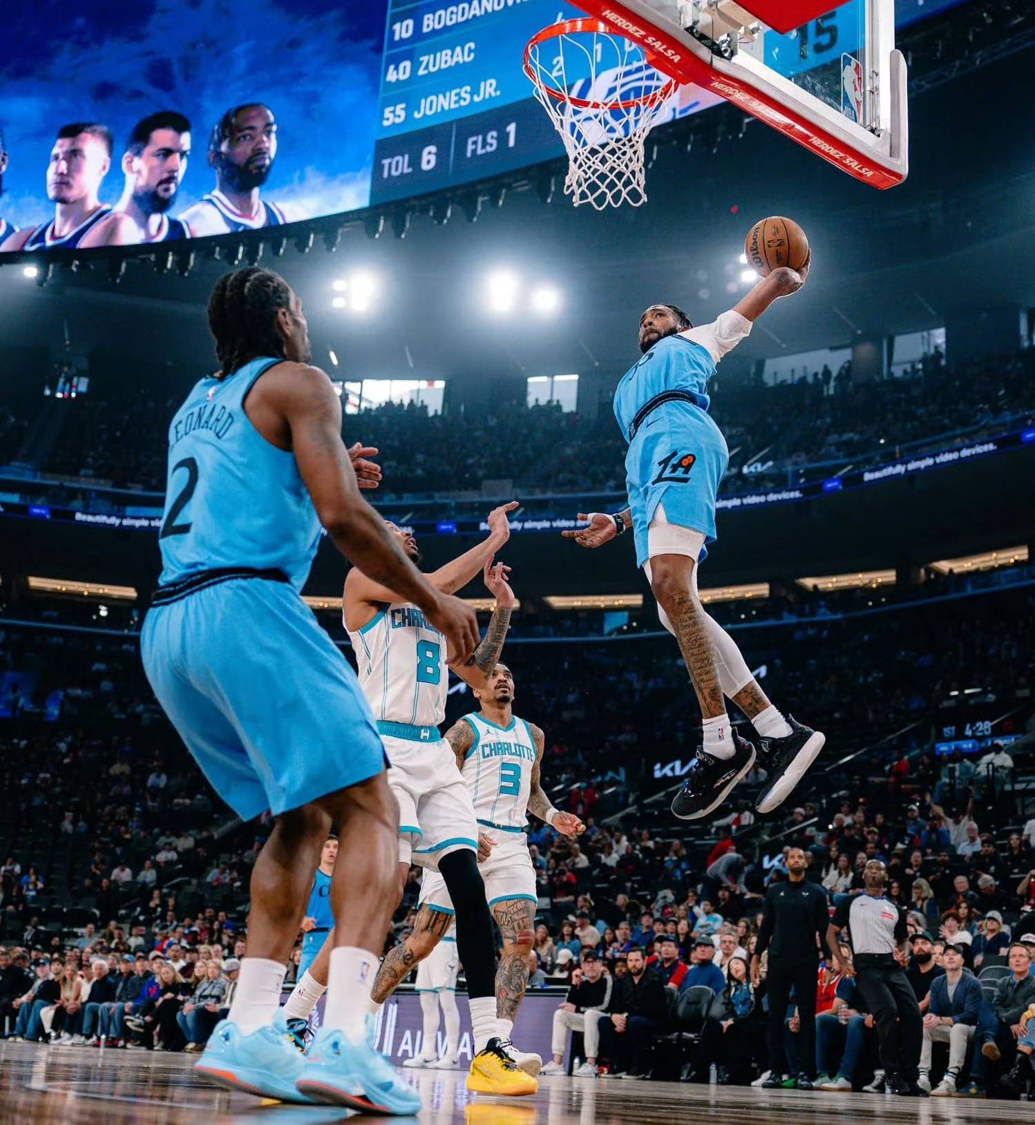 快船逆转火箭，晋级总决赛