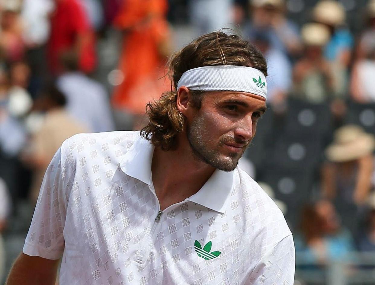 包含温网完胜法网，西西帕斯高光表现的词条