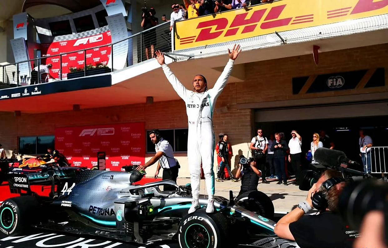 索伯车队鏖战法拉利，拉塞尔带队取胜