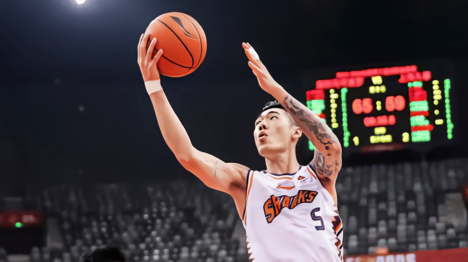 包含灰熊翻盘辽宁队，王哲林惊艳四座的词条