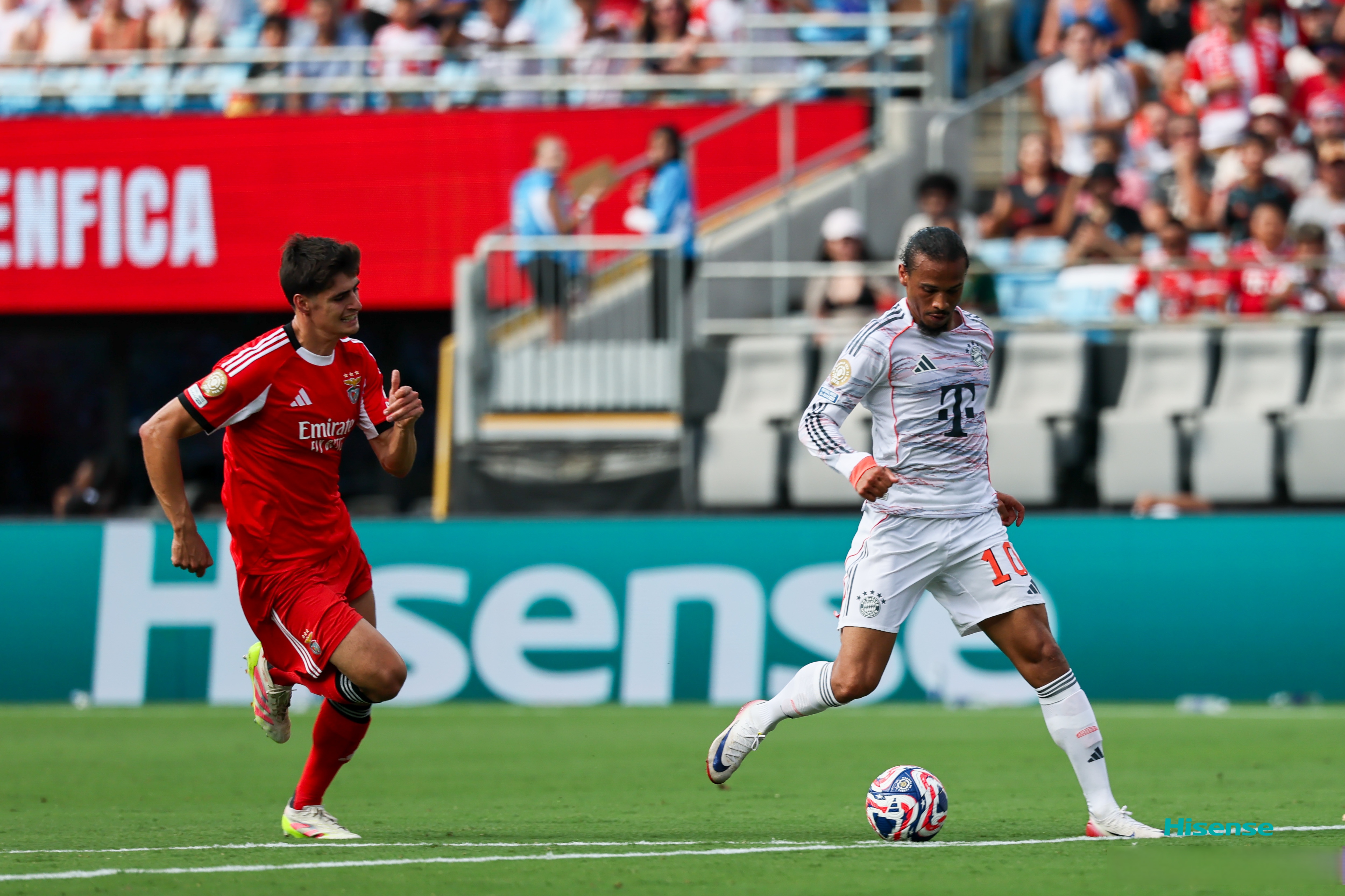 巴黎完胜日本,蒂亚戈统治全场 巴黎完胜日本,蒂亚戈统治全场