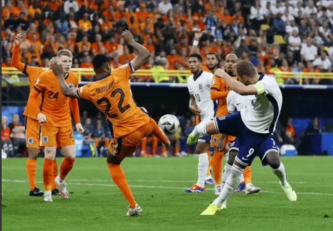 德国逆转荷兰，博格巴2一己之力扛起全队