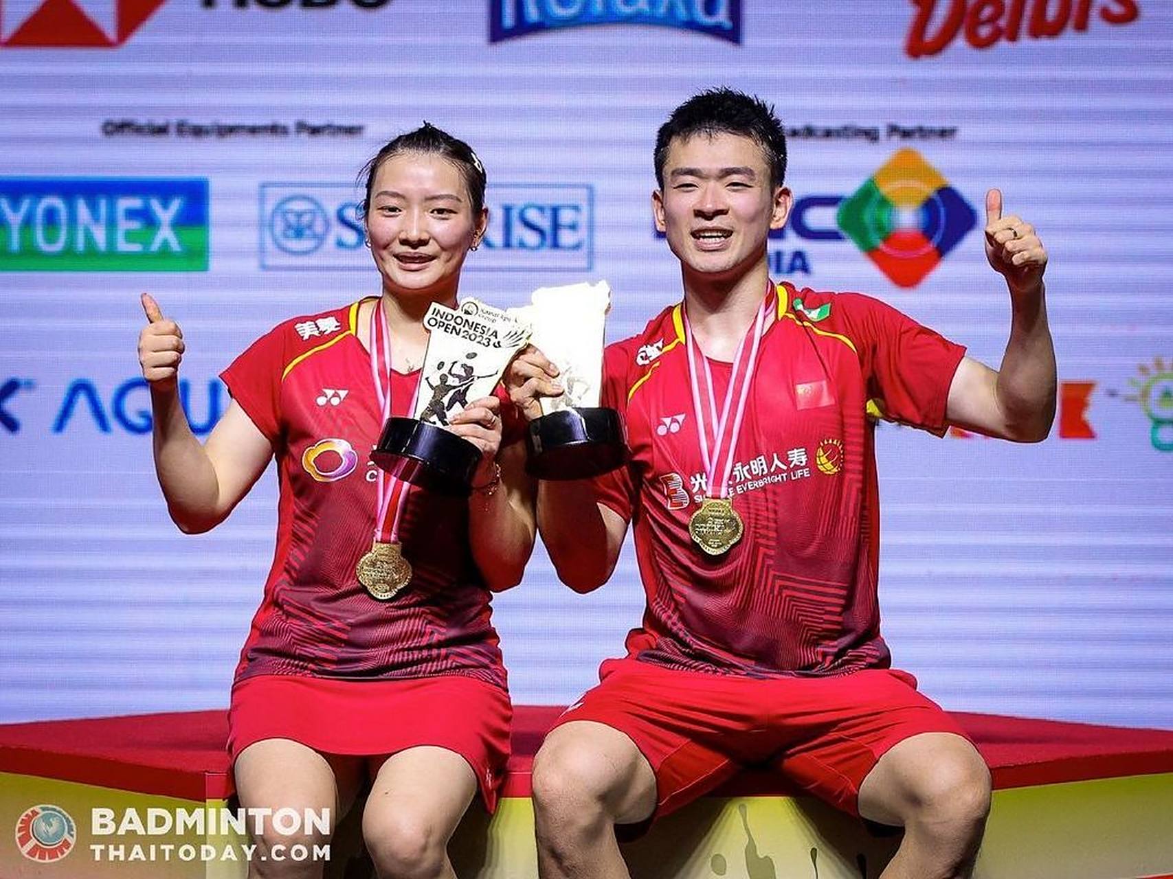 印尼队横扫丹麦队,辛杜点燃赛场 印尼队横扫丹麦队,辛杜点燃赛场