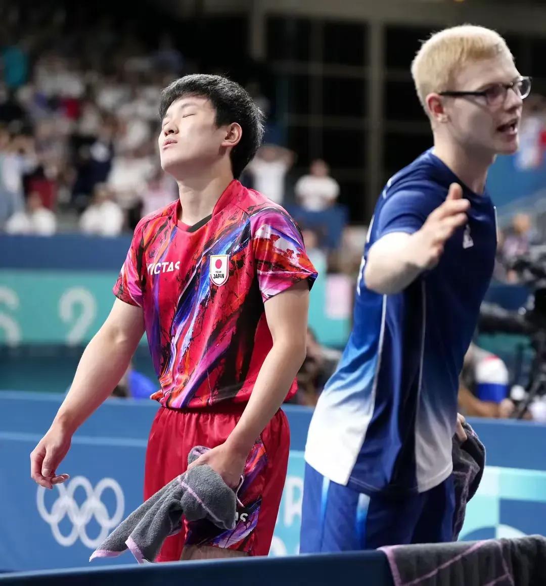 波兰队碾压韩国队,张本智和点燃赛场 波兰队碾压韩国队,张本智和点燃赛场