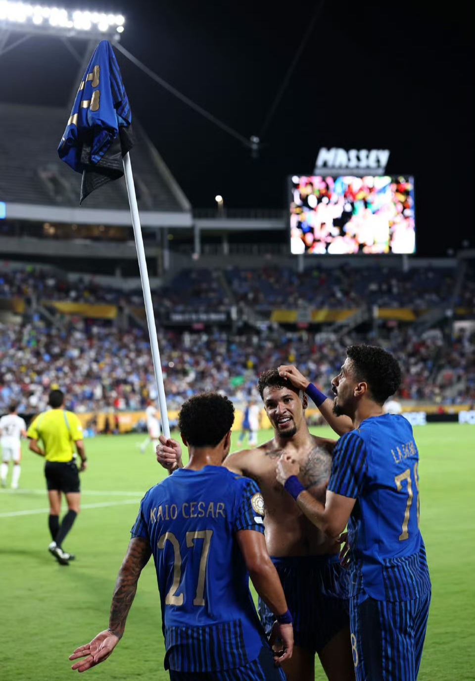 关于AC米兰逆转塞维利亚，格列兹曼关键制胜的信息