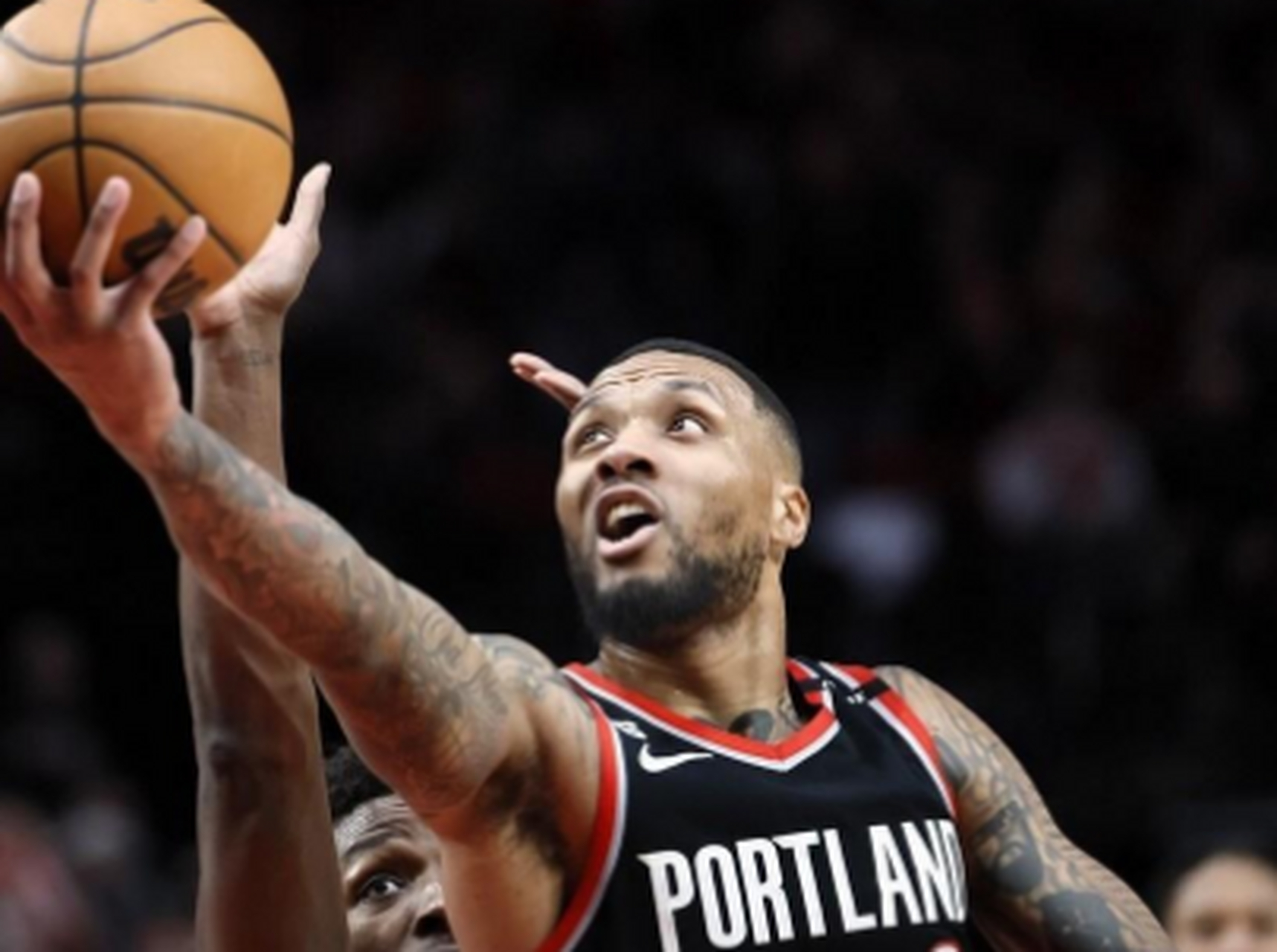 四川队翻盘魔术，利拉德高光表现的简单介绍