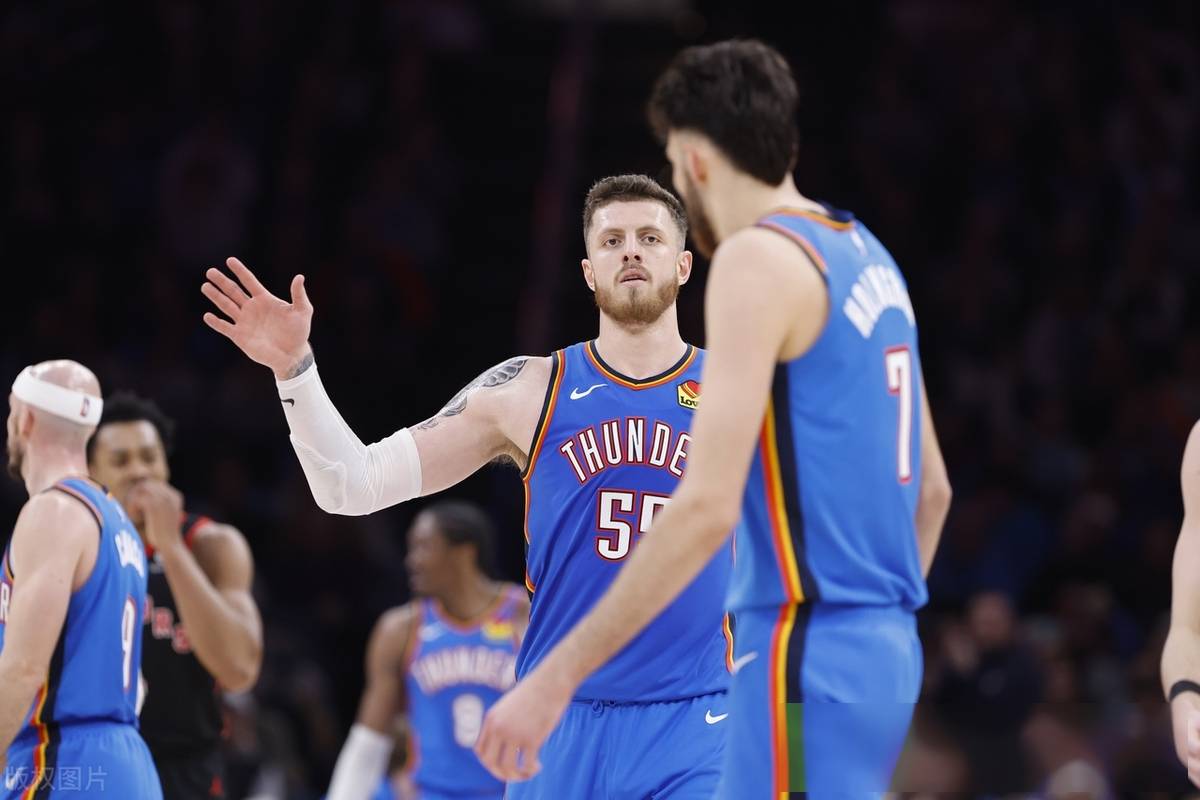 包含四川队翻盘雷霆，福克斯扛起全队的词条