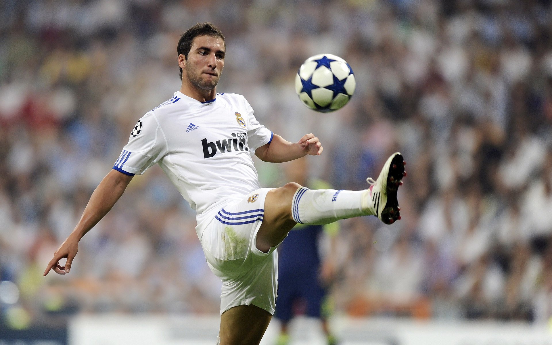 11452公里外的绝命三分,快船鏖战奇才,切特在无声处接管比赛