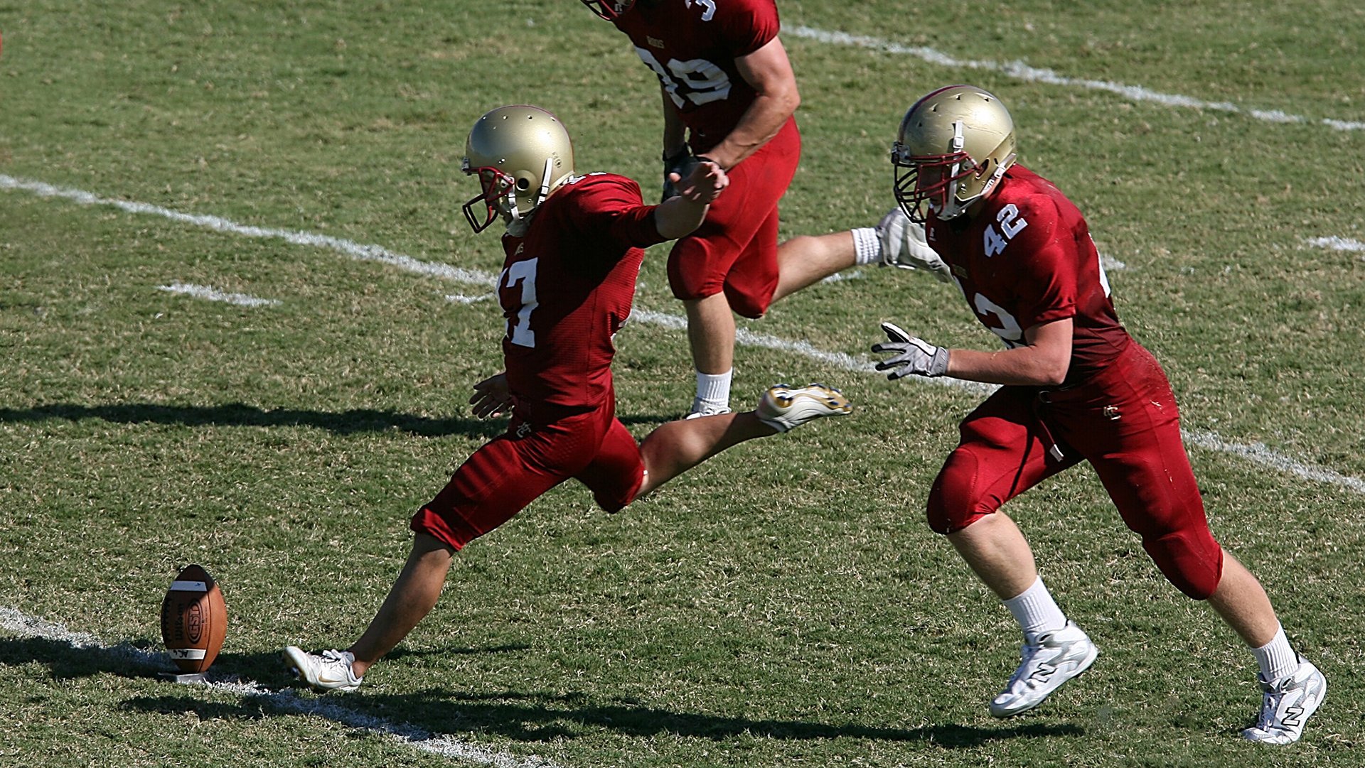 冰与火的变奏曲，奥亚尔萨瓦尔爆发背后，冰岛如何以冰川纪律踏平威尔士